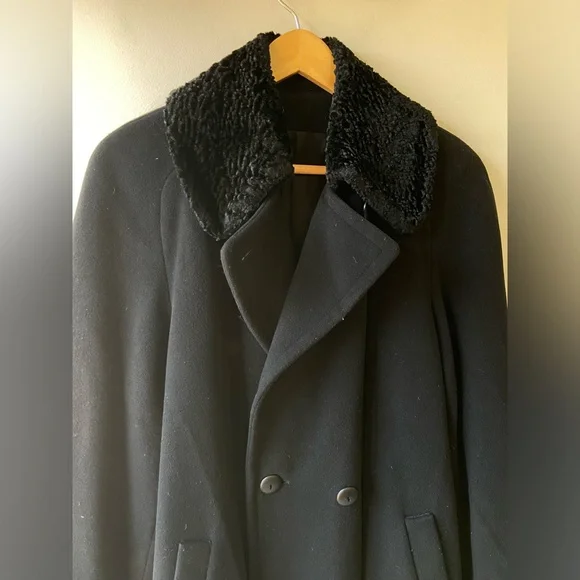 Vintage black wool/ cashmere blend coat with faux fur collar - Picture 1 of 6